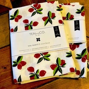Cranberry tea towel set of two
